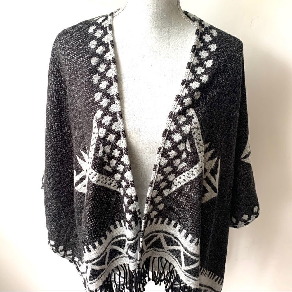 Boho Aztec Fringe Reversible Wrap Shawl - Picture 2 of 8